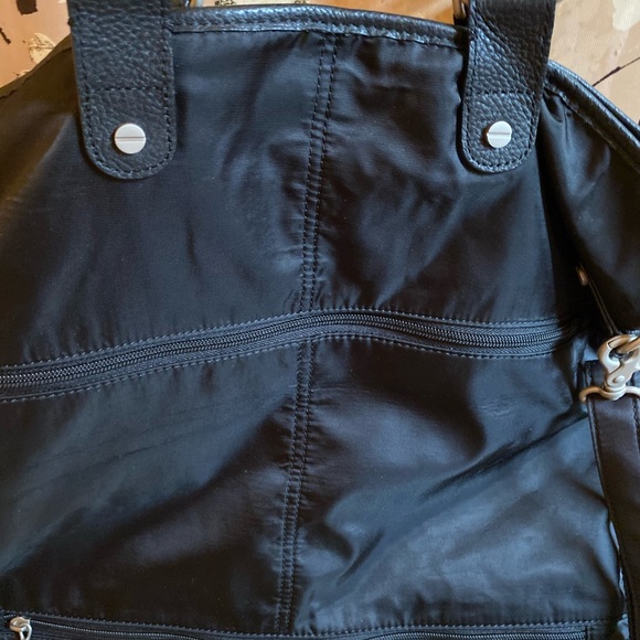 Baggallini Nylon Multiple compartment Tote - Picture 7 of 8